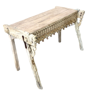 Damchiya Table
